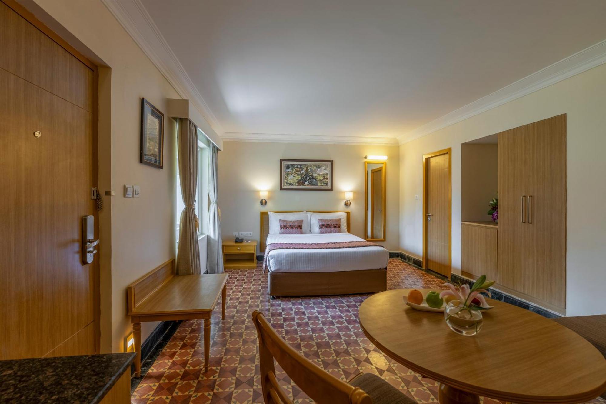 Hotel Sterling Purí Exteriér fotografie