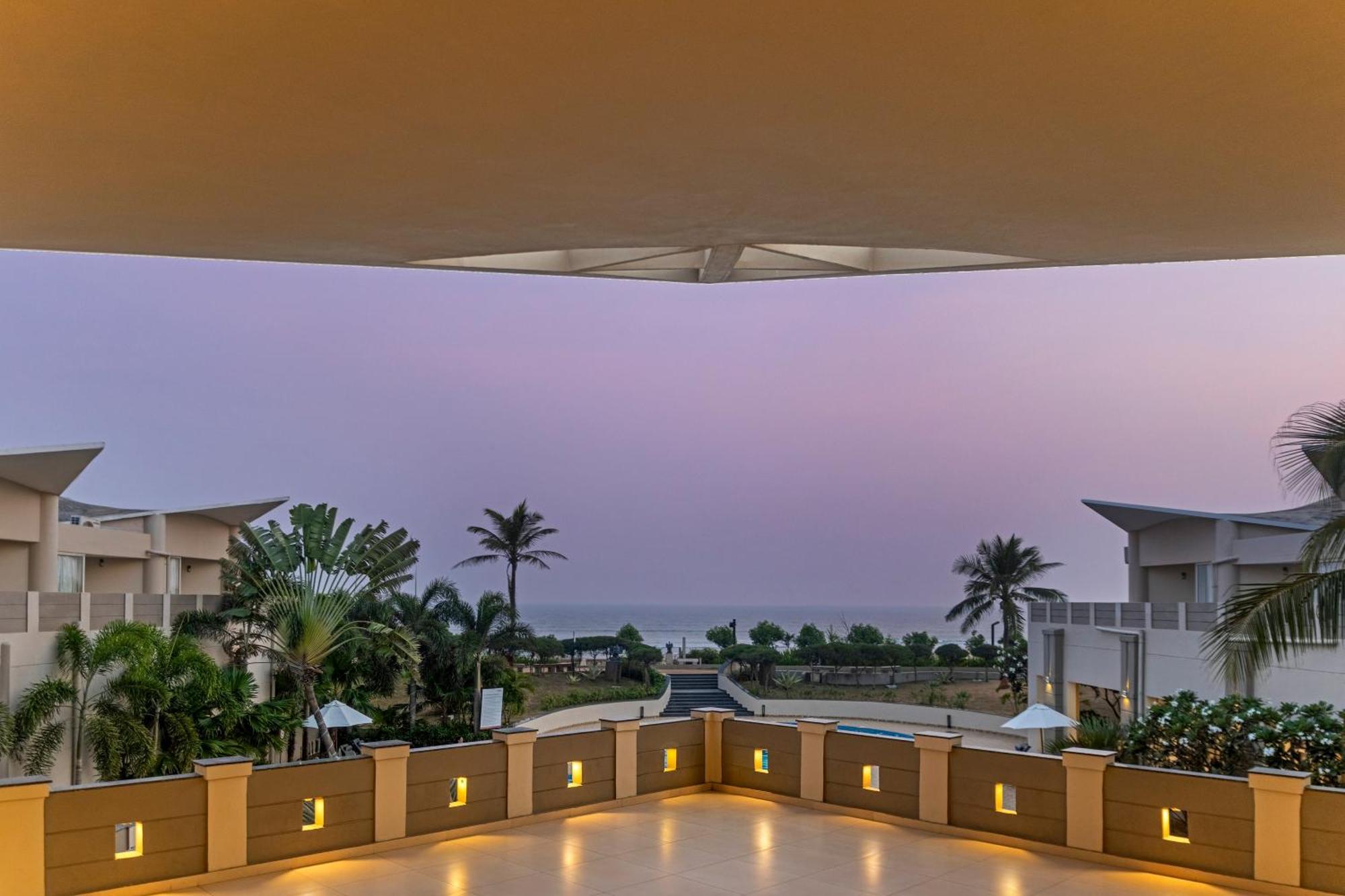 Hotel Sterling Purí Exteriér fotografie