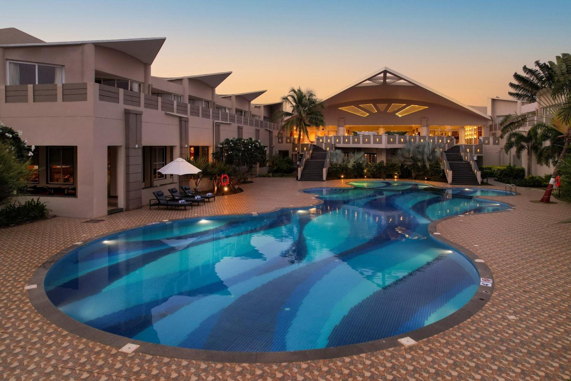 Hotel Sterling Purí Exteriér fotografie