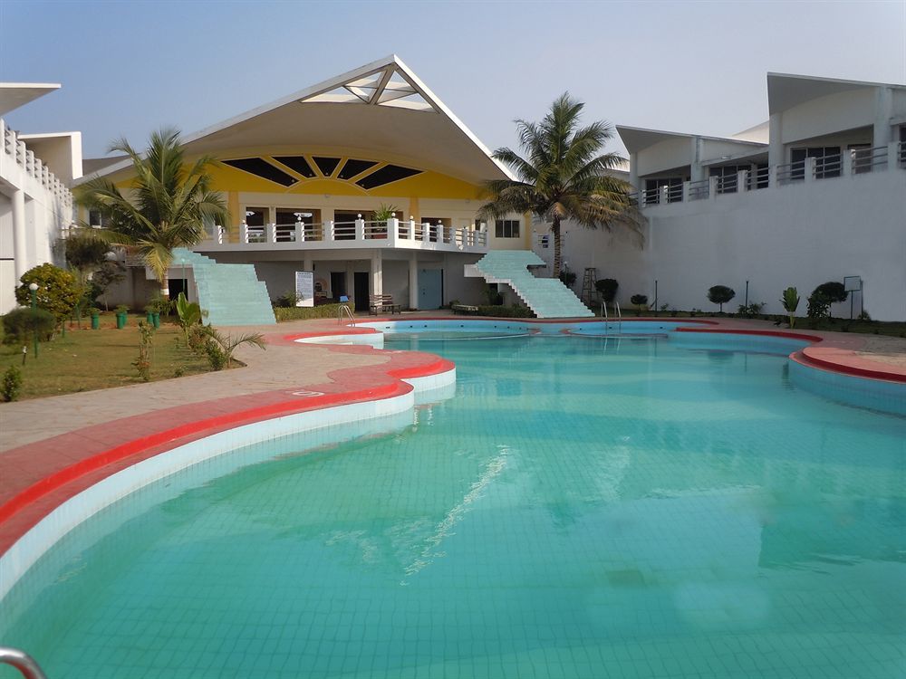 Hotel Sterling Purí Exteriér fotografie